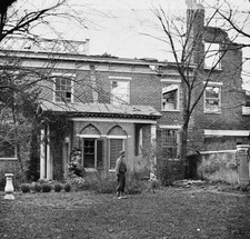 Photo:View,rear,Dunlop's