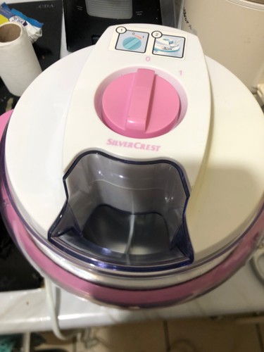 Ice cream maker - ice,