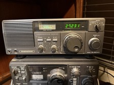 KENWOOD R-600 COMMUNICATIONS