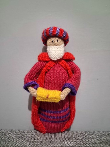 King wise man - king/wise, man:hand