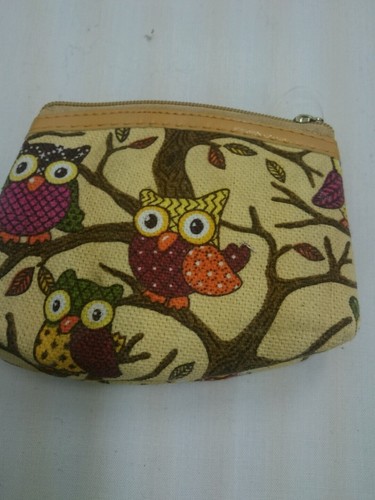 Beige owl small coin purse