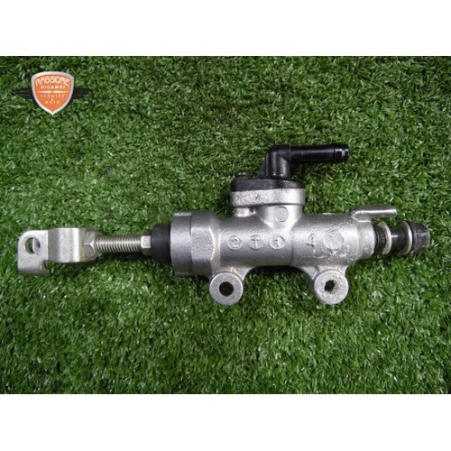 Rear brake pump honda 700 - honda,