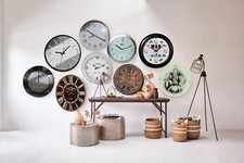 Analog Wall Clock With Frames