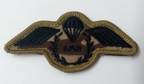 Genuine british army issue - british,