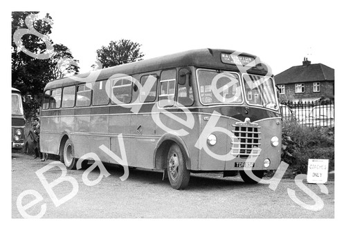 Bus photograph house - photograph,
