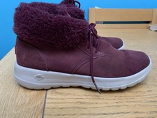 SKETCHERS GOGA MAX Maroon Ankle Boots Size 7