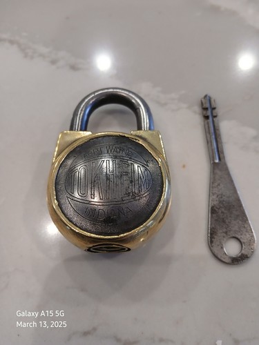 Vintage brass tokheim padlock - brass,
