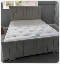 PANEL BED FRAME WITH MEMORY