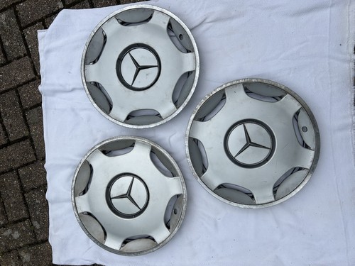 Mercedes wheel trims - 3, x