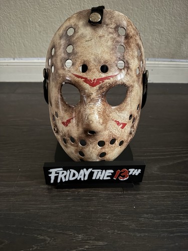 Friday the 13th hockey - 13th, mask