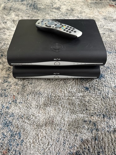 Two sky drx890 - sky+, hd