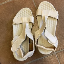 Ladies light weight comfort summer sandals size 3