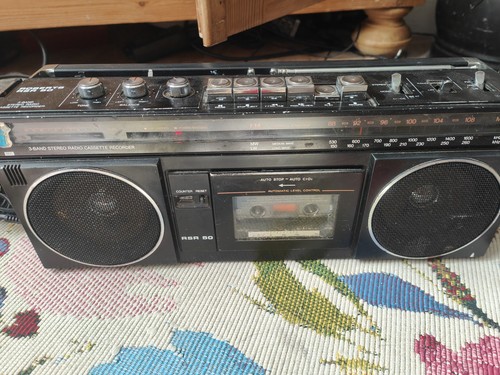 Roberts rsr portable stereo - portable,