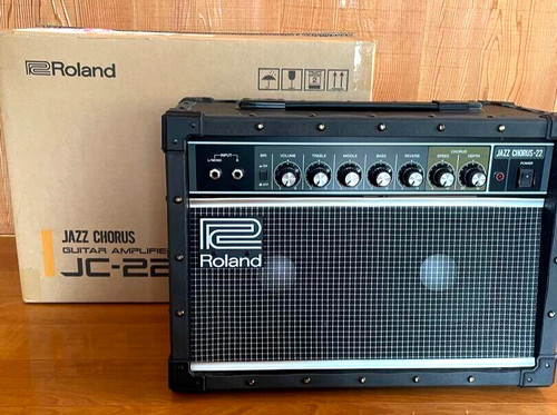 New roland jazz - new, jc-22