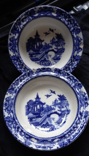 Pair vintage olde alton - pair,