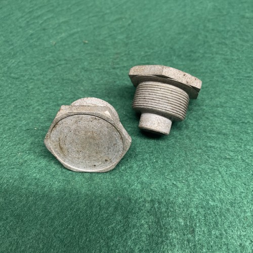 Triumph conical hub top - conical,