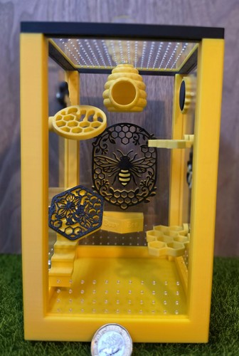 Printed jumping spider - printed,