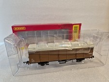 Mint boxed hornby r6682b lner - hornby,