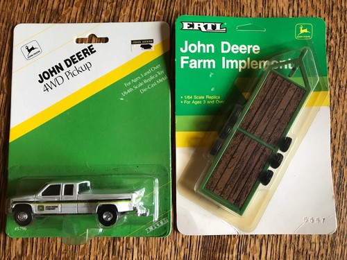 Ertl farm toy john deere - farm,
