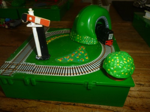 Ertl thomas the tank engine - ertl,