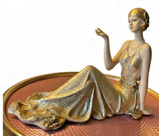 BROADWAY BELLES BY JULIANA