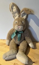 RUSS BERRIE TEDDY BEAR.VINTAGE