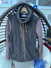 HKM CM Equestrian Fleece size