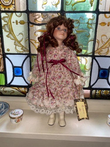 Alice vintage china doll - alice, head