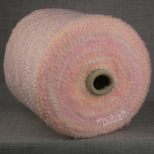 SOFT SPACE DYED YARN WHITE