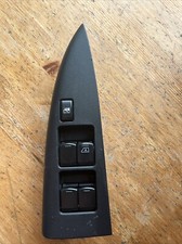 Nissan Note 2007 Electric Window  Switch 25401BH02C