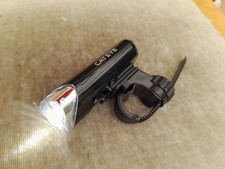 Cateye Opticube el-135 model 3 leds with flashing mode hardly used.