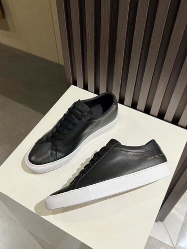 Black white common projects - common,