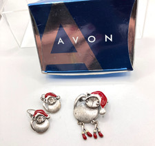 Christmas cat brooch and
