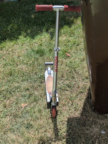 Red razor spark foldable - razor,
