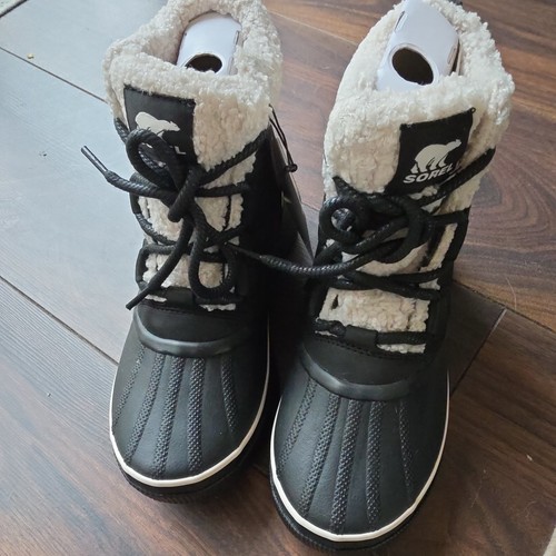 Sorel women out - n, iv
