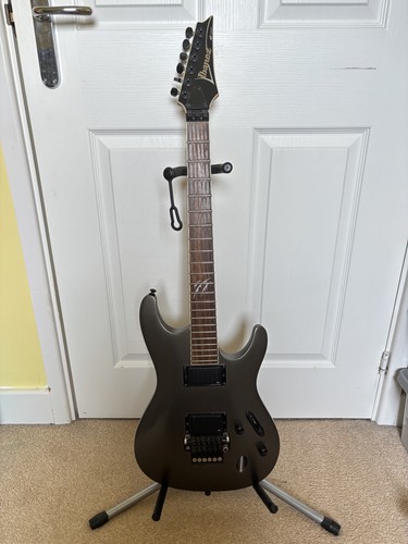 Ibanez series s520ex - s,