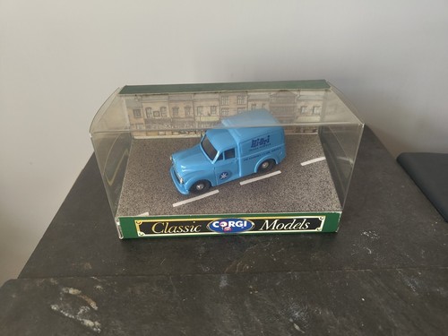 Classic corgi models morris - classic,