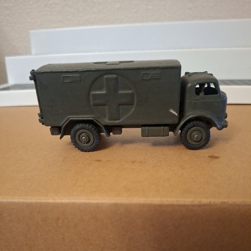 Dinky toys 626 - toys, military