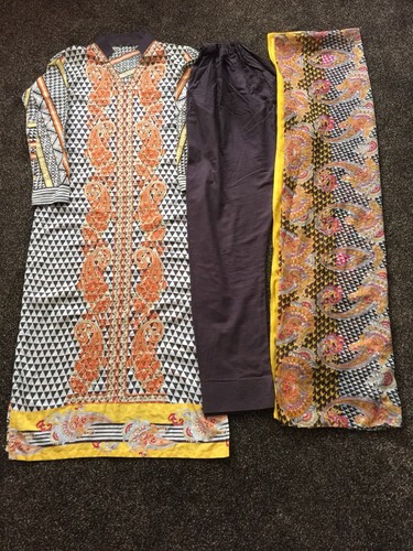 Khaadi sana safinaz - khaadi/sana, safinaz/agha