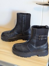 Next Black Forever Comfort