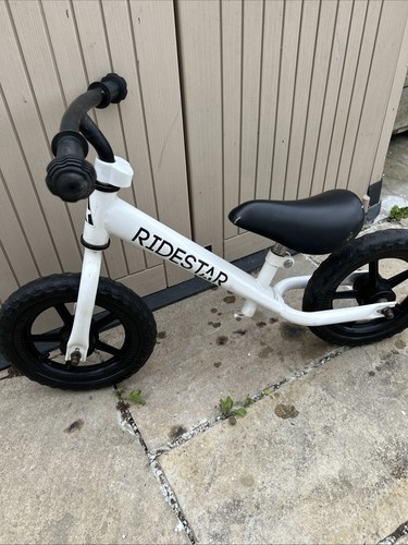 White ridestar balance bike - white,