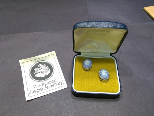 Vintage wedgwood blue - wedgwood,