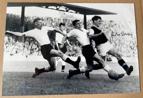 Burnley signed photo - burnley,