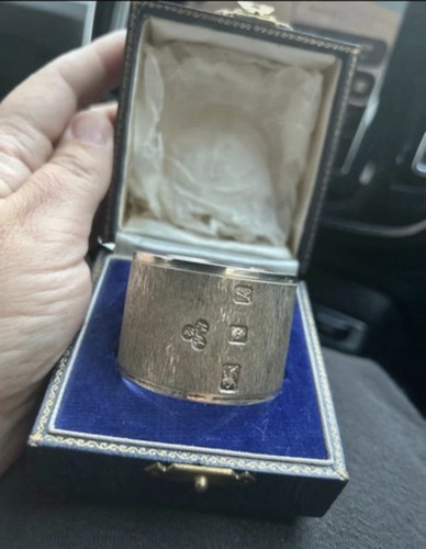 64g hallmarked sterling silver - hallmarked,