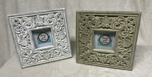 Pair wooden carved - of,
