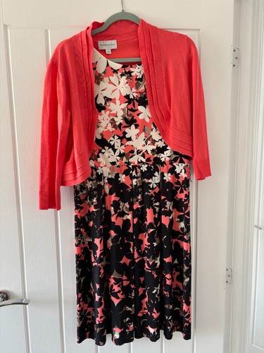 Tianna dress size with - 16,
