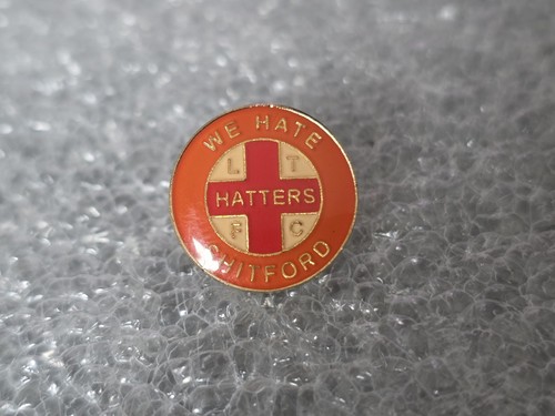 Classic luton town crest - luton,