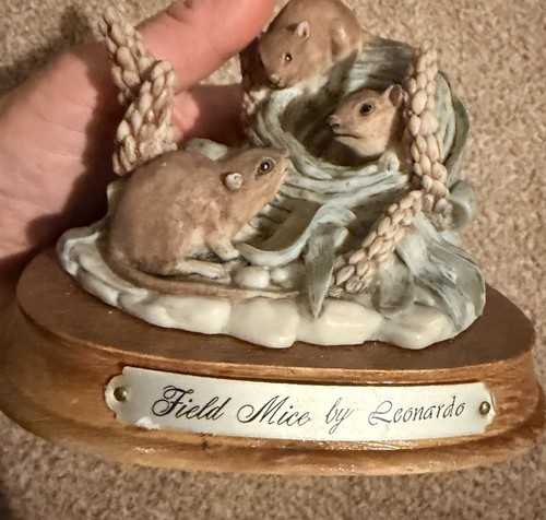 Leonardo field mice - ‘field, mice’