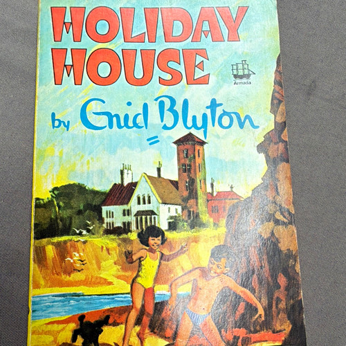 Enid blyton holiday house - blyton,