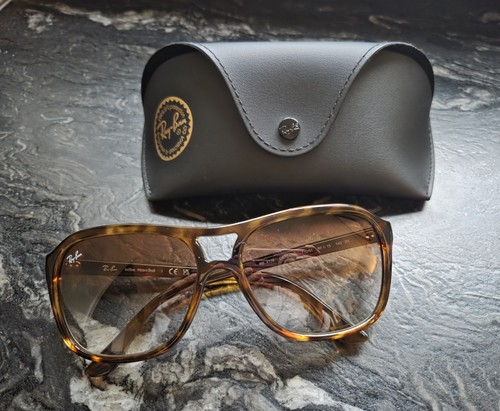 Brand new ray - ray, ban